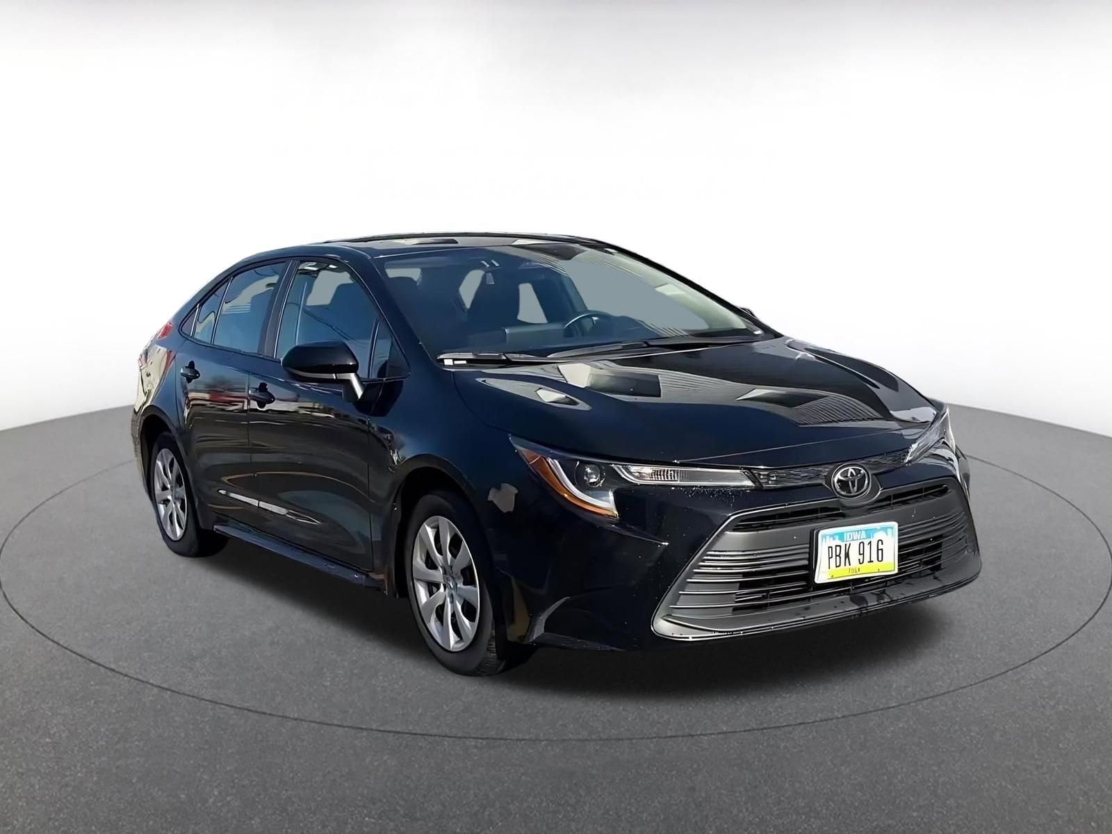 Thumbnail: 2025 Toyota Corolla - 3