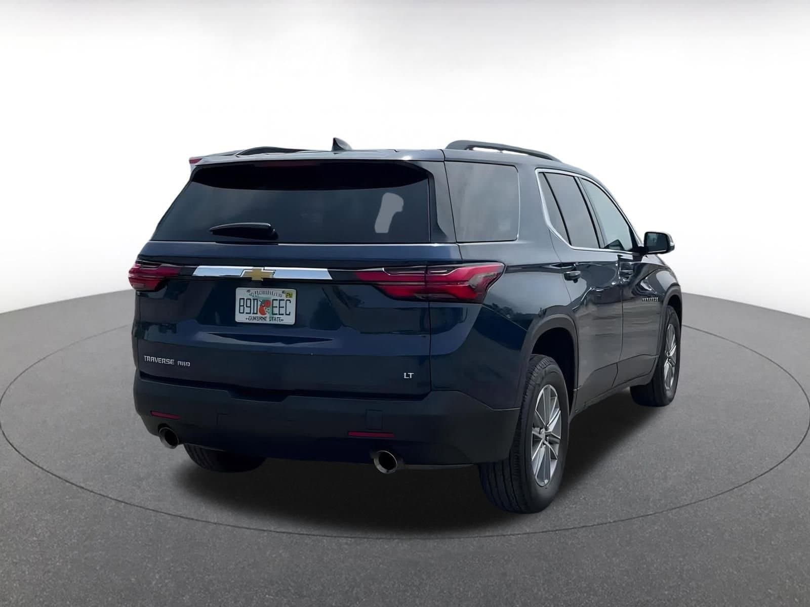 2023 Chevrolet Traverse LT 13