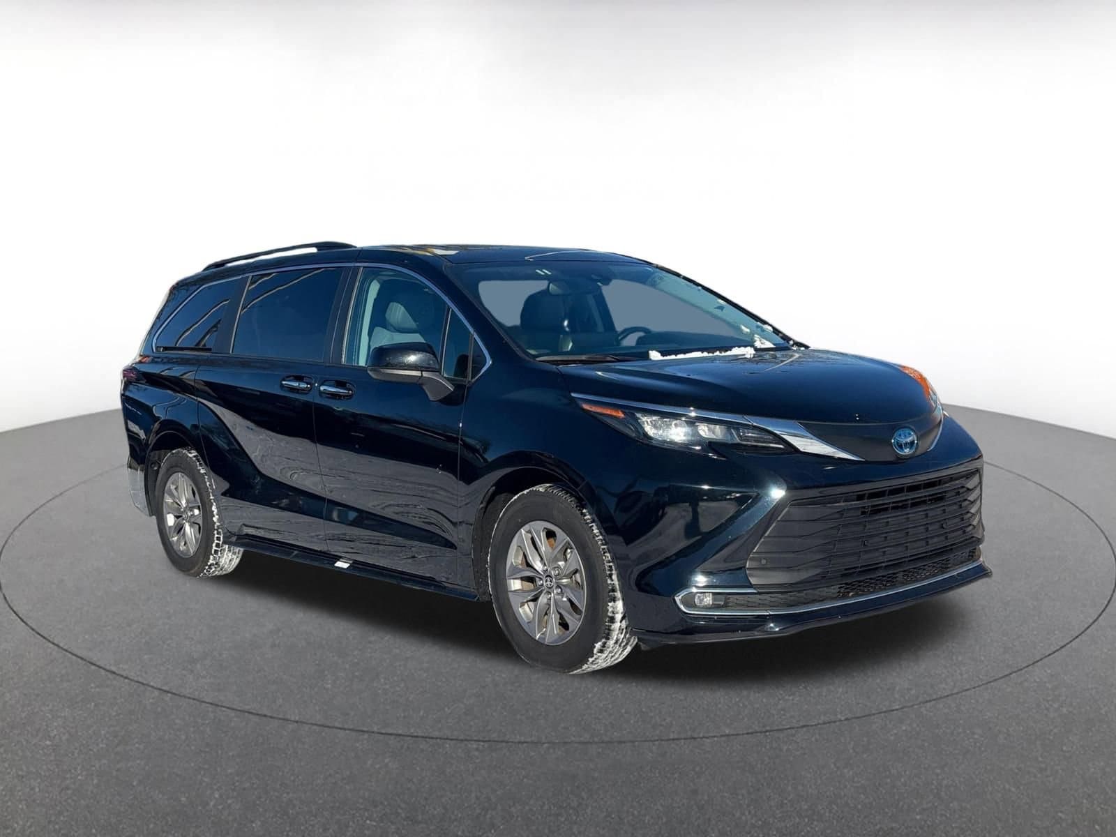 Thumbnail: 2024 Toyota Sienna - 1