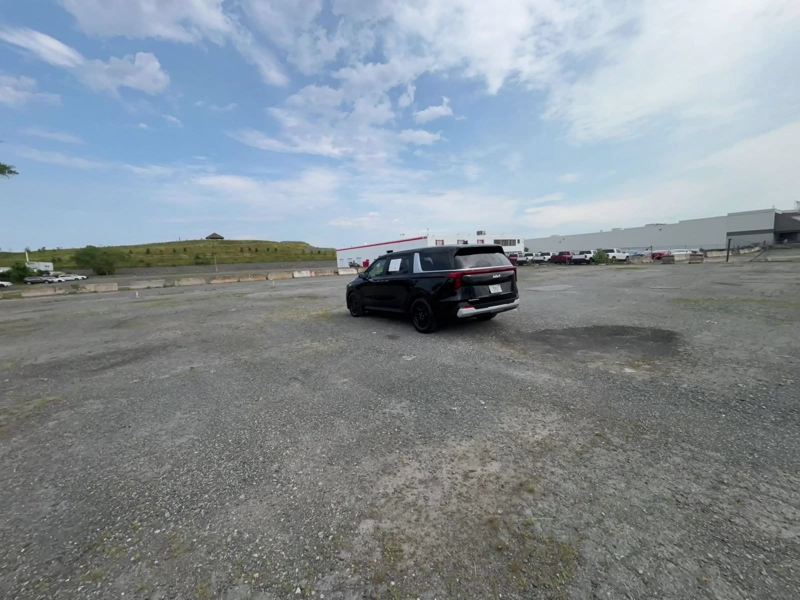 Thumbnail: 2026 Kia Carnival - 15