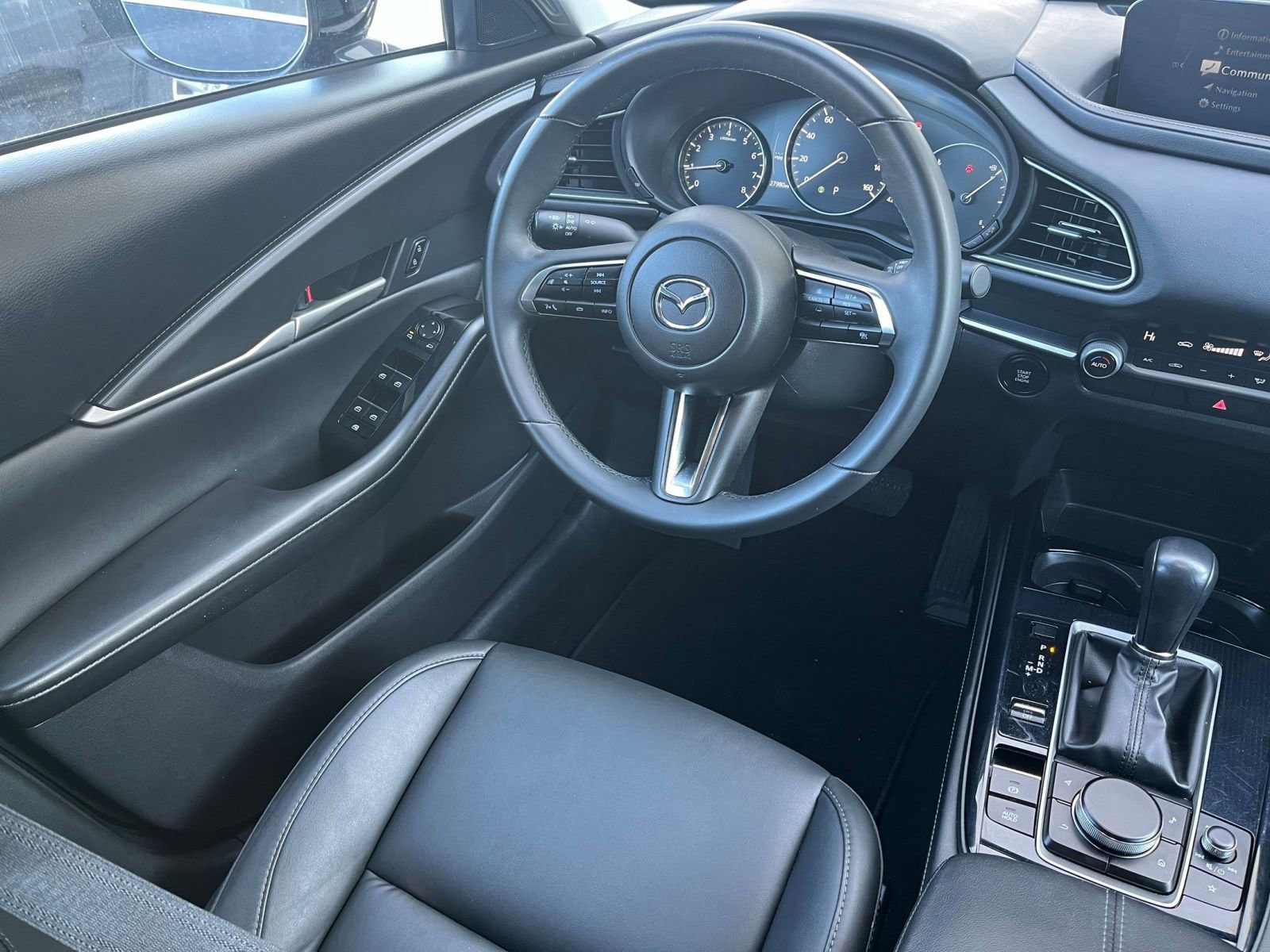 Thumbnail: 2025 Mazda CX-30 - 32