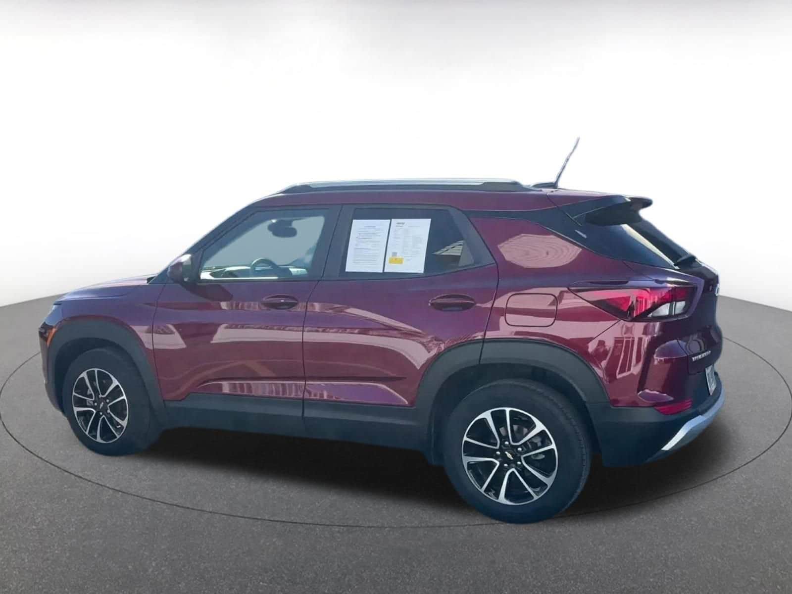 Thumbnail: 2025 Chevrolet TrailBlazer - 10