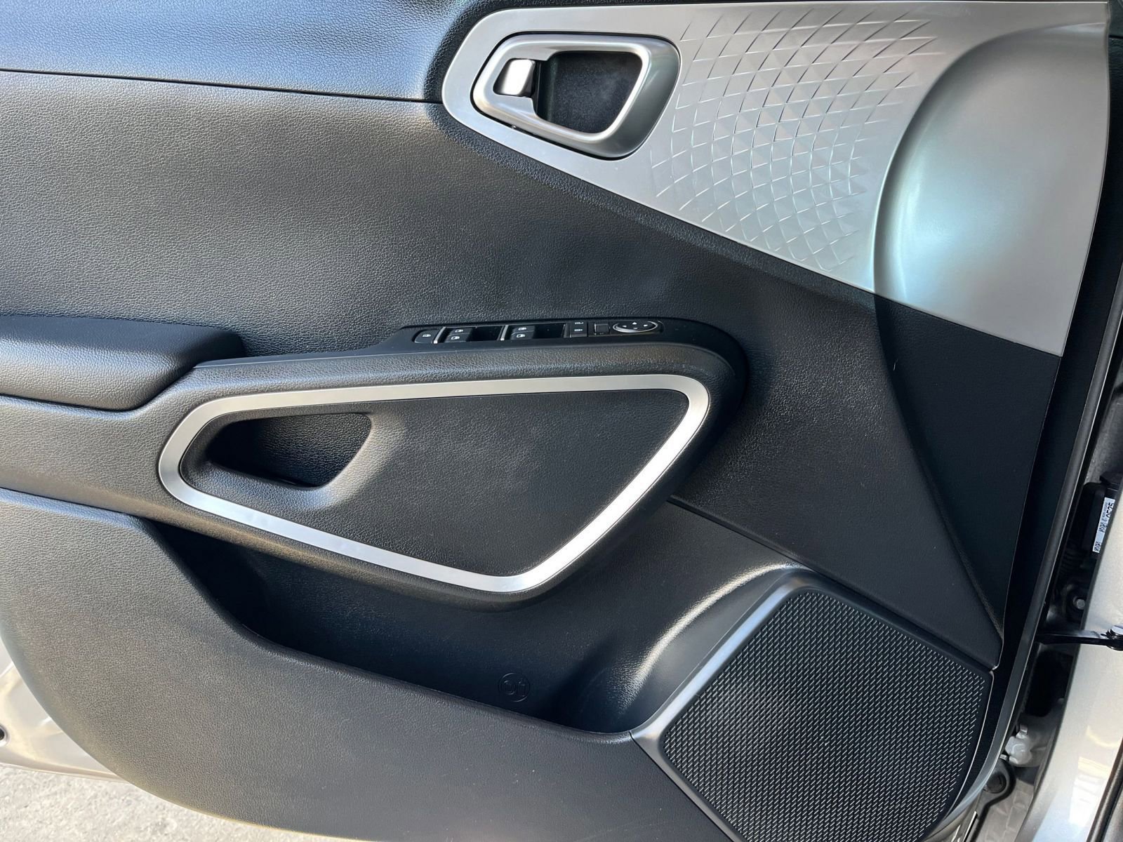Thumbnail: 2024 Kia Soul - 20