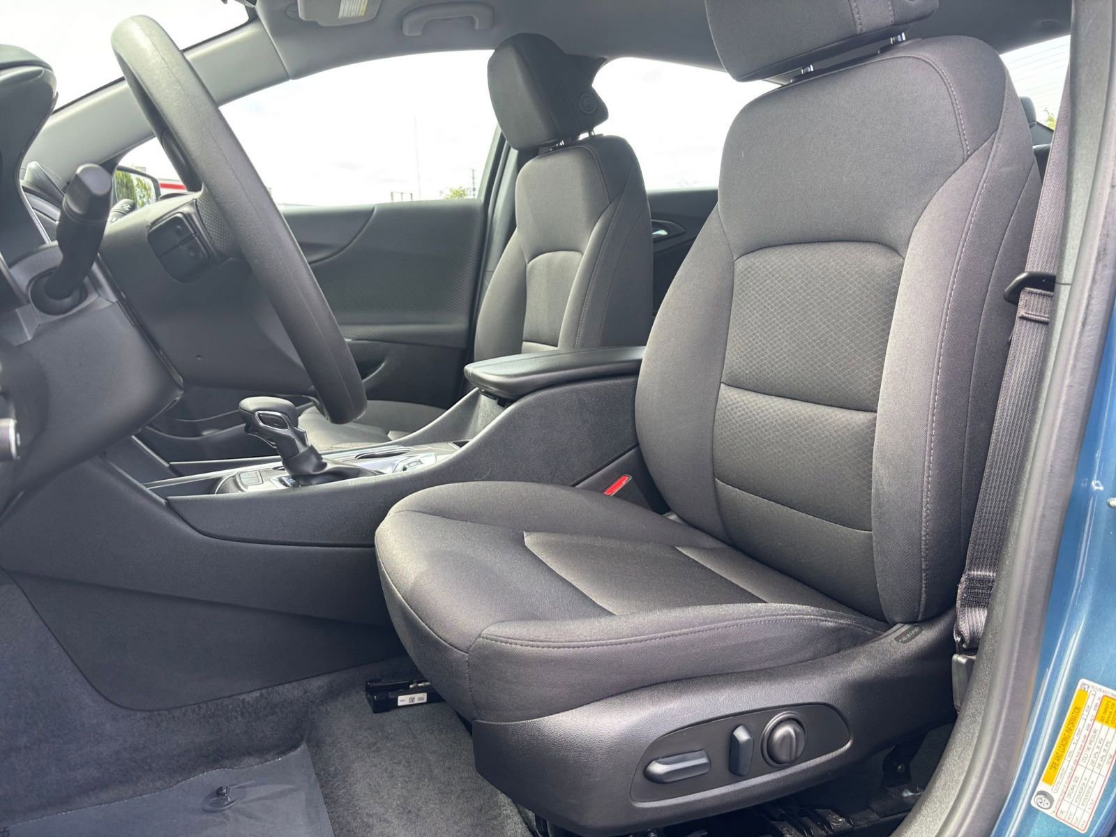 Thumbnail: 2024 Chevrolet Malibu - 32