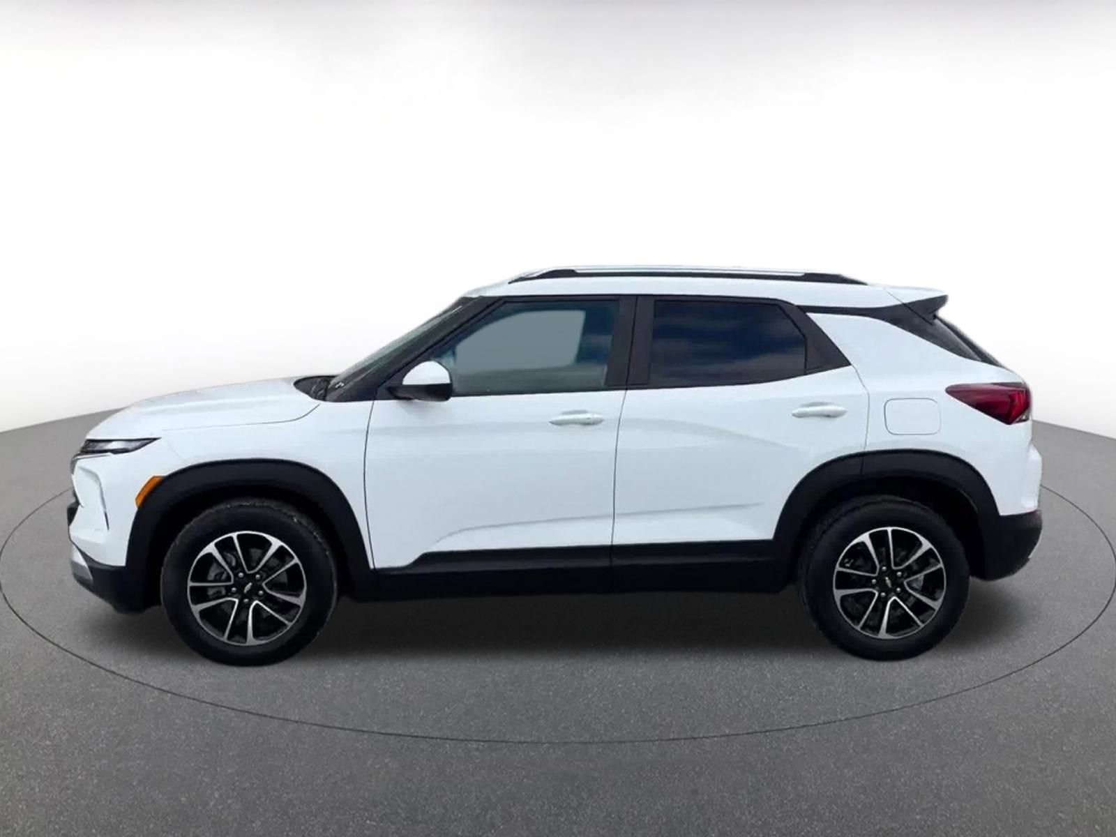 Thumbnail: 2025 Chevrolet TrailBlazer - 9