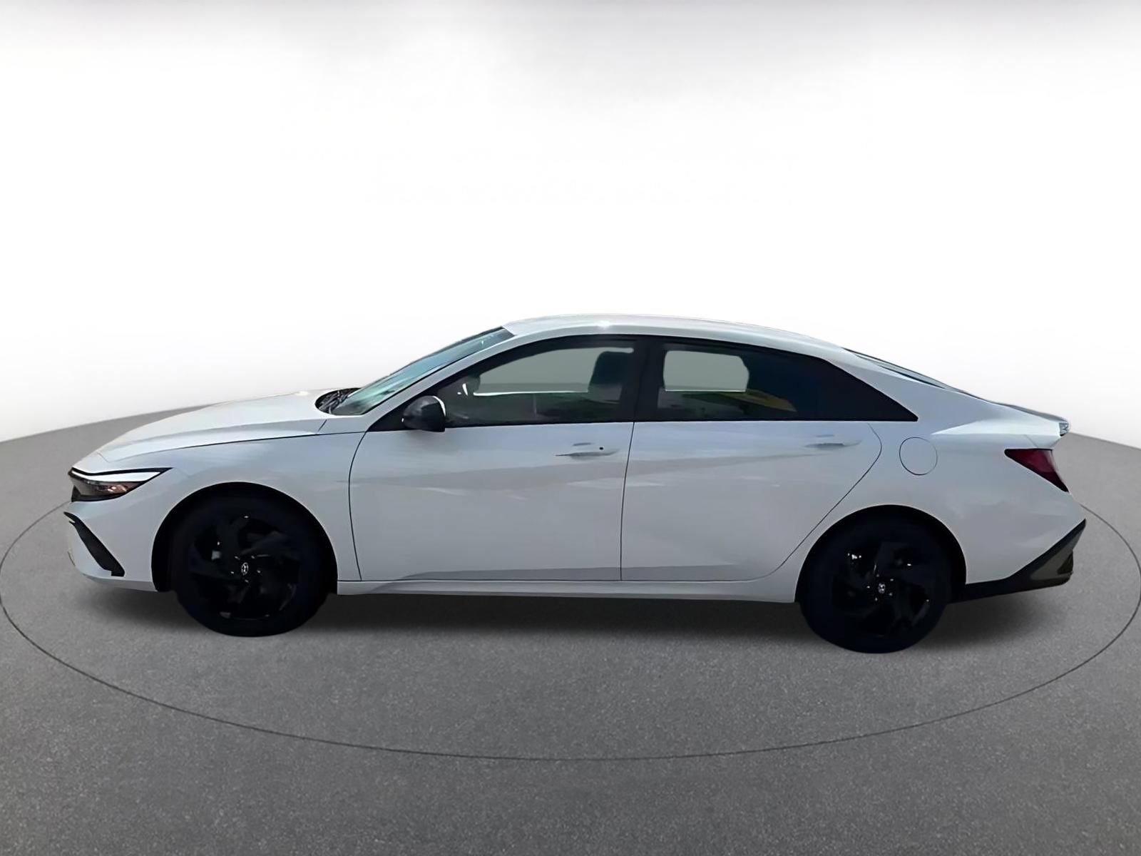 Thumbnail: 2026 Hyundai Elantra - 12