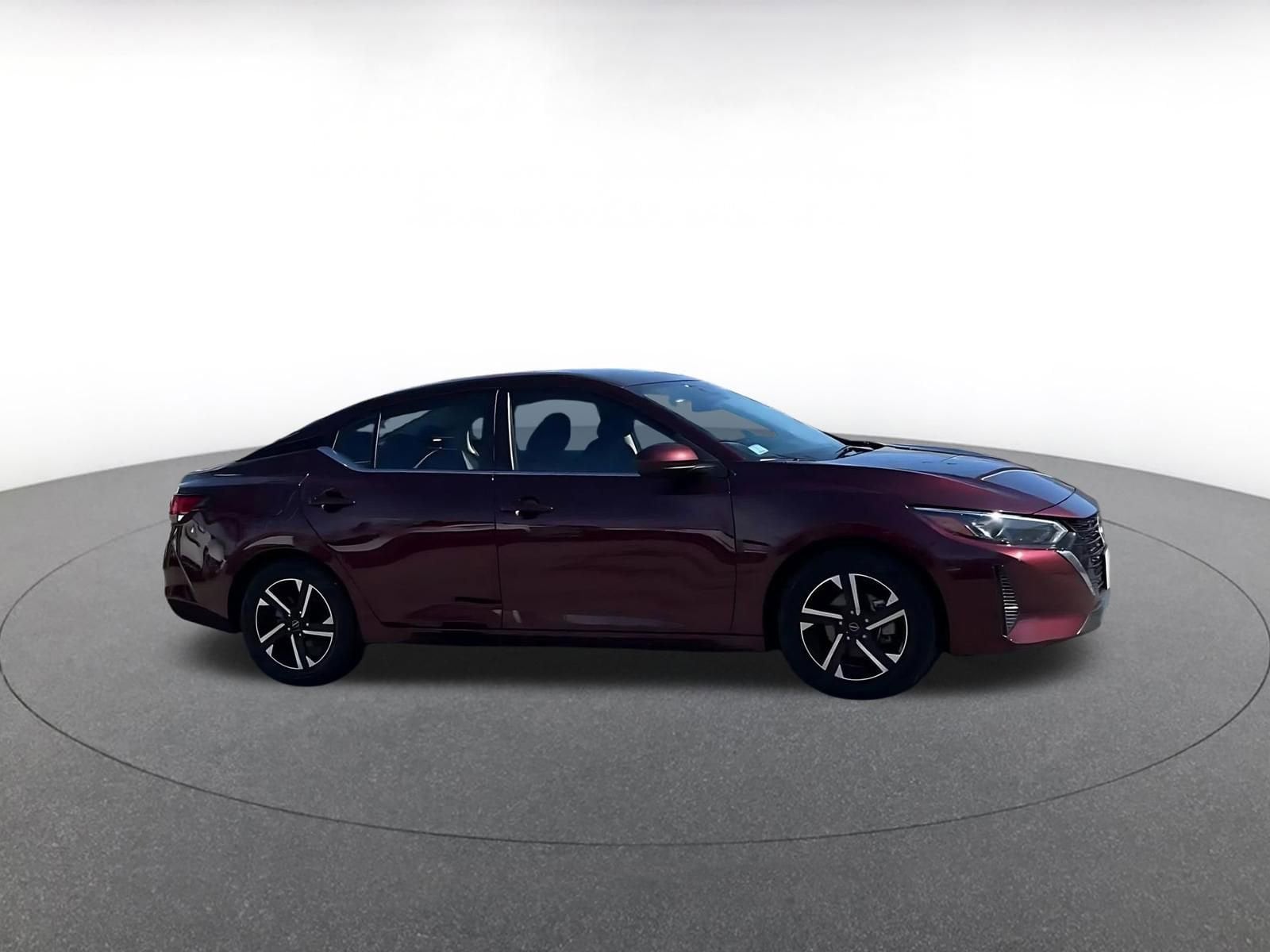 Thumbnail: 2025 Nissan Sentra - 2