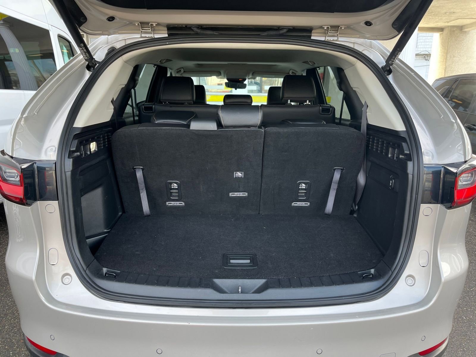 Thumbnail: 2025 Mazda CX-90 - 30