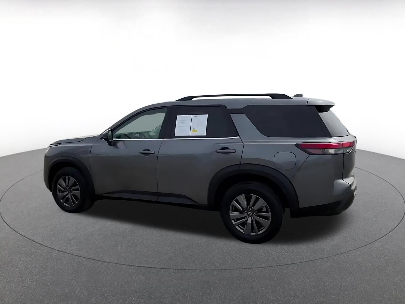 Thumbnail: 2025 Nissan Pathfinder - 8