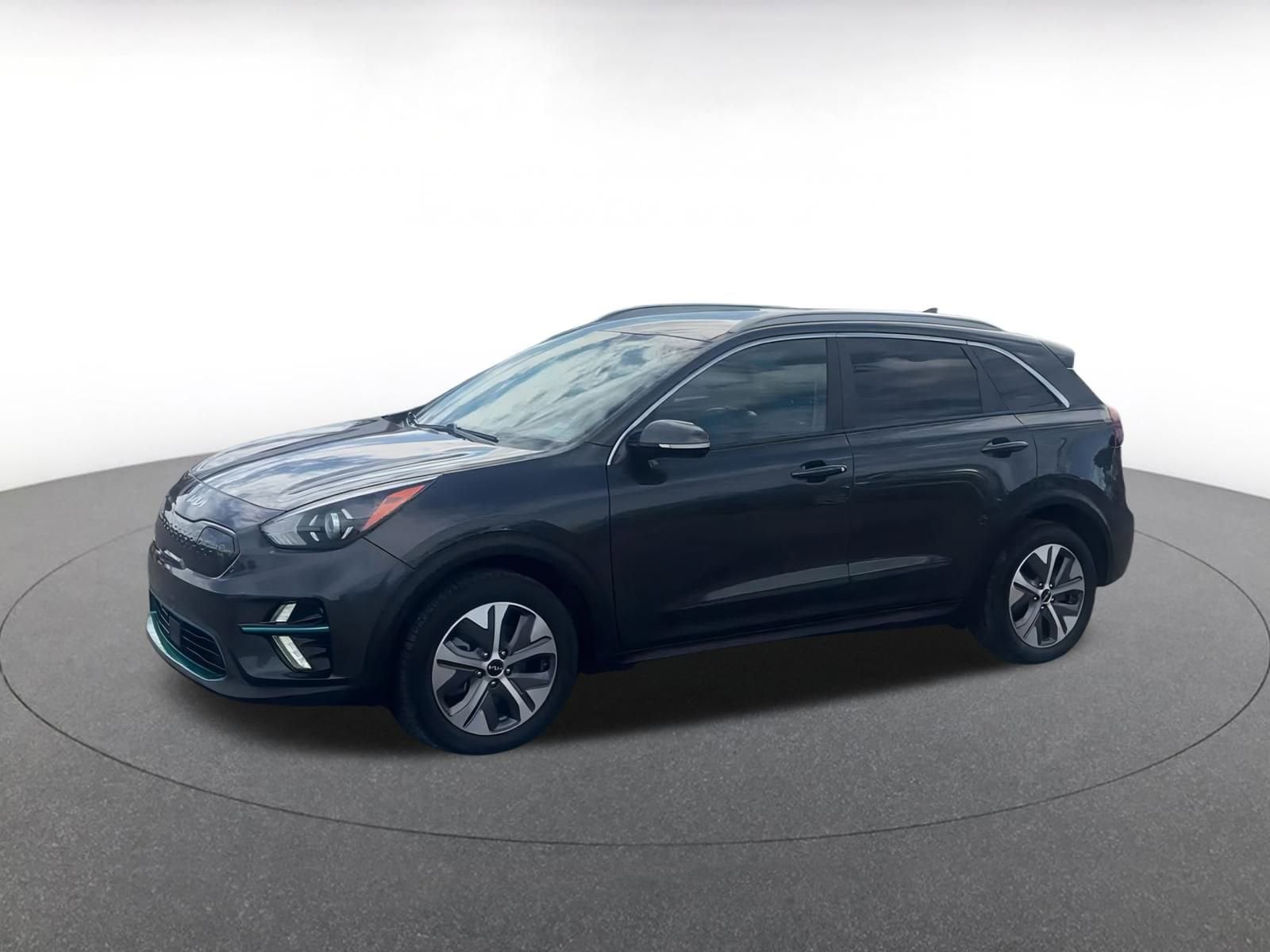 Thumbnail: 2022 Kia Niro - 8