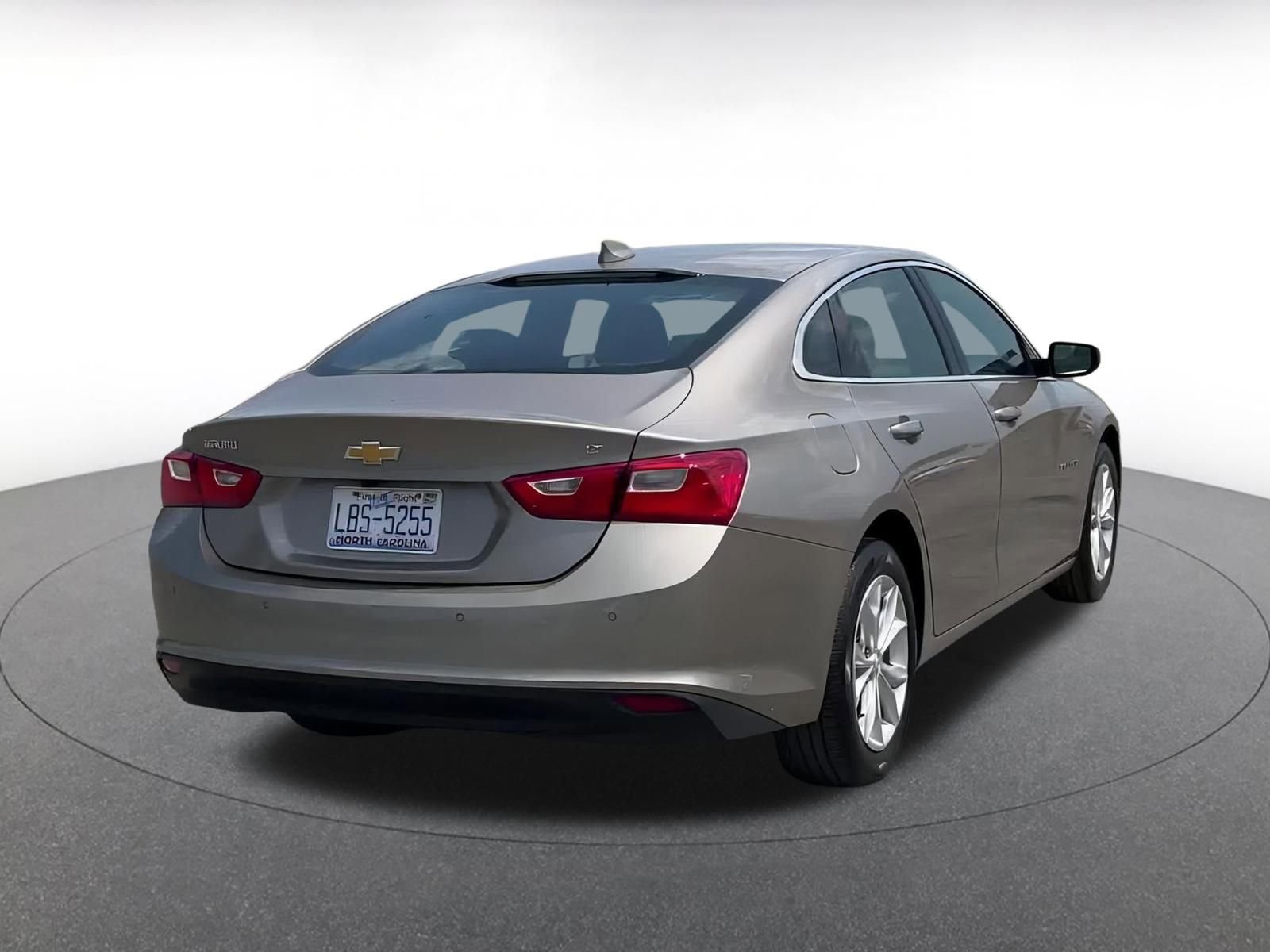 Thumbnail: 2024 Chevrolet Malibu - 13