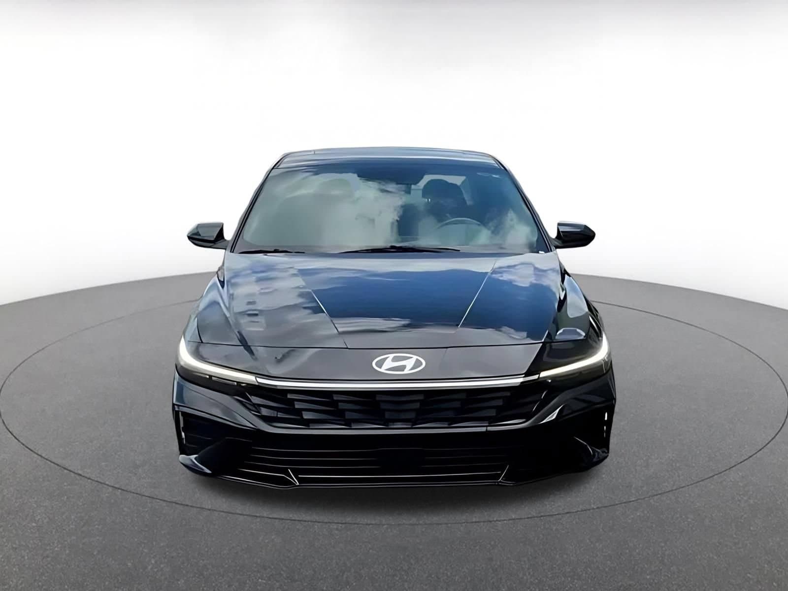 Thumbnail: 2025 Hyundai Elantra - 2