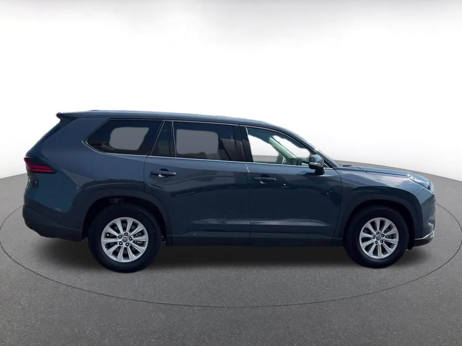 Thumbnail: 2025 Toyota Grand Highlander - 15