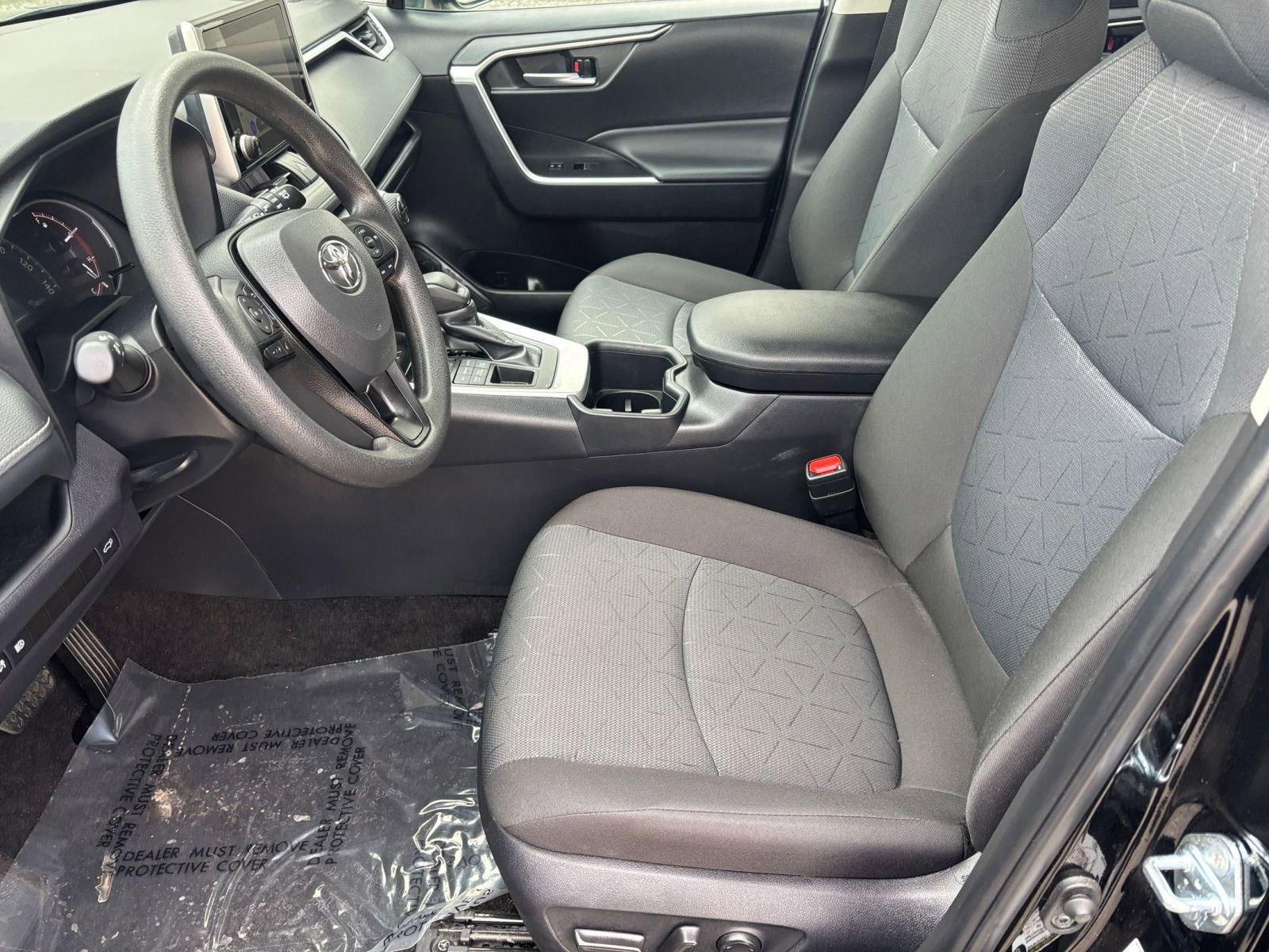 Thumbnail: 2025 Toyota RAV4 - 23