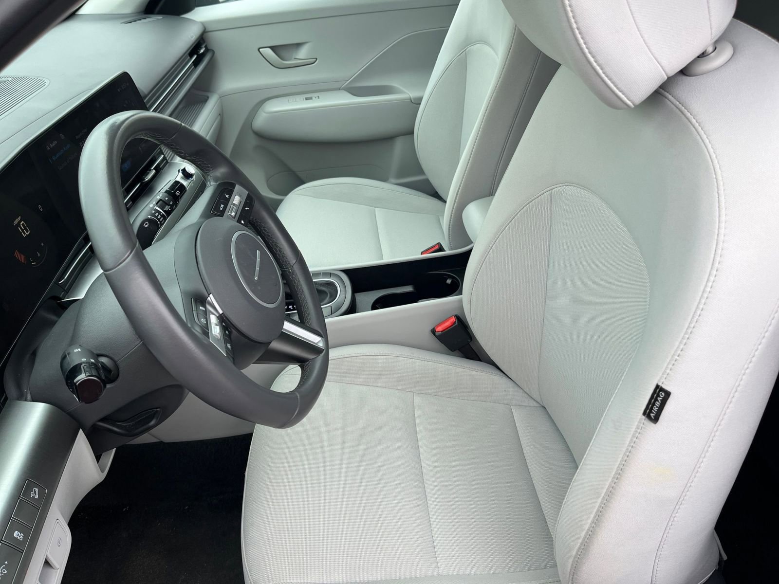 Thumbnail: 2025 Hyundai Kona - 28