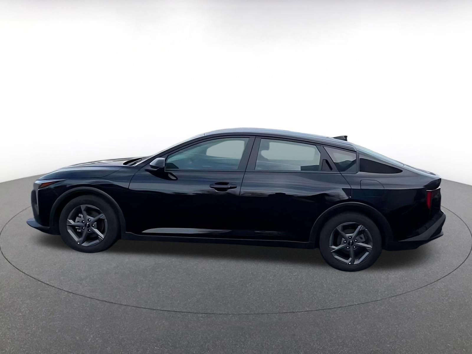 Thumbnail: 2025 Kia K4 - 10