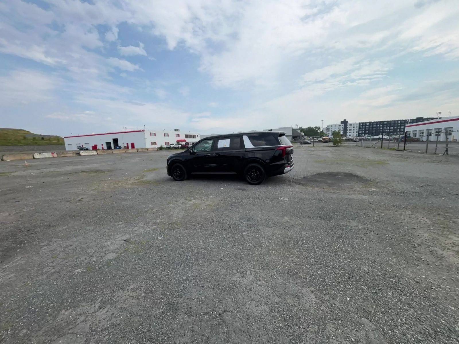 Thumbnail: 2026 Kia Carnival - 14