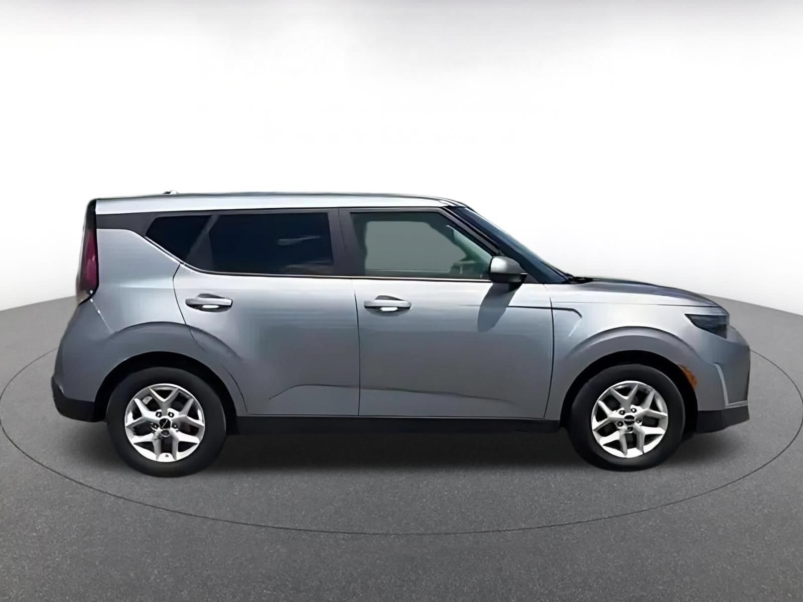 Thumbnail: 2025 Kia Soul - 15