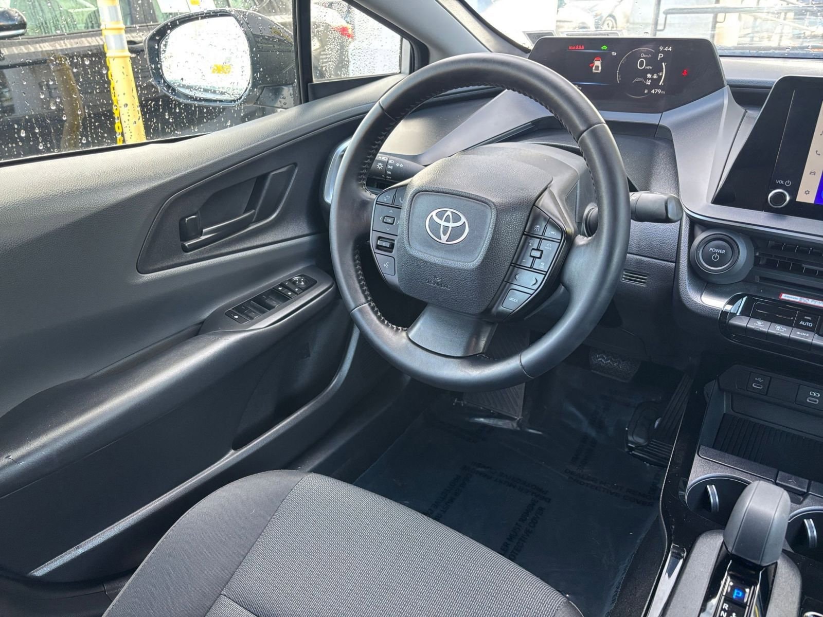 Thumbnail: 2025 Toyota Prius - 30