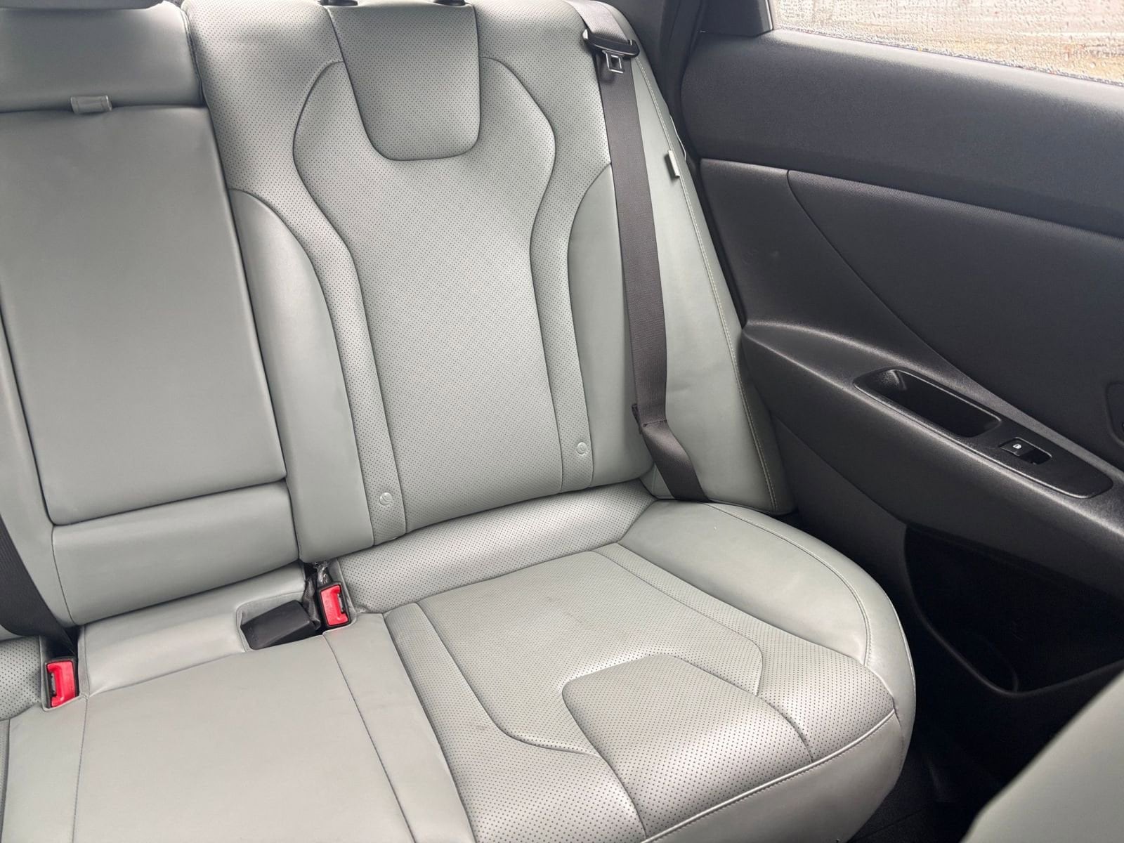 Thumbnail: 2025 Hyundai Elantra - 33