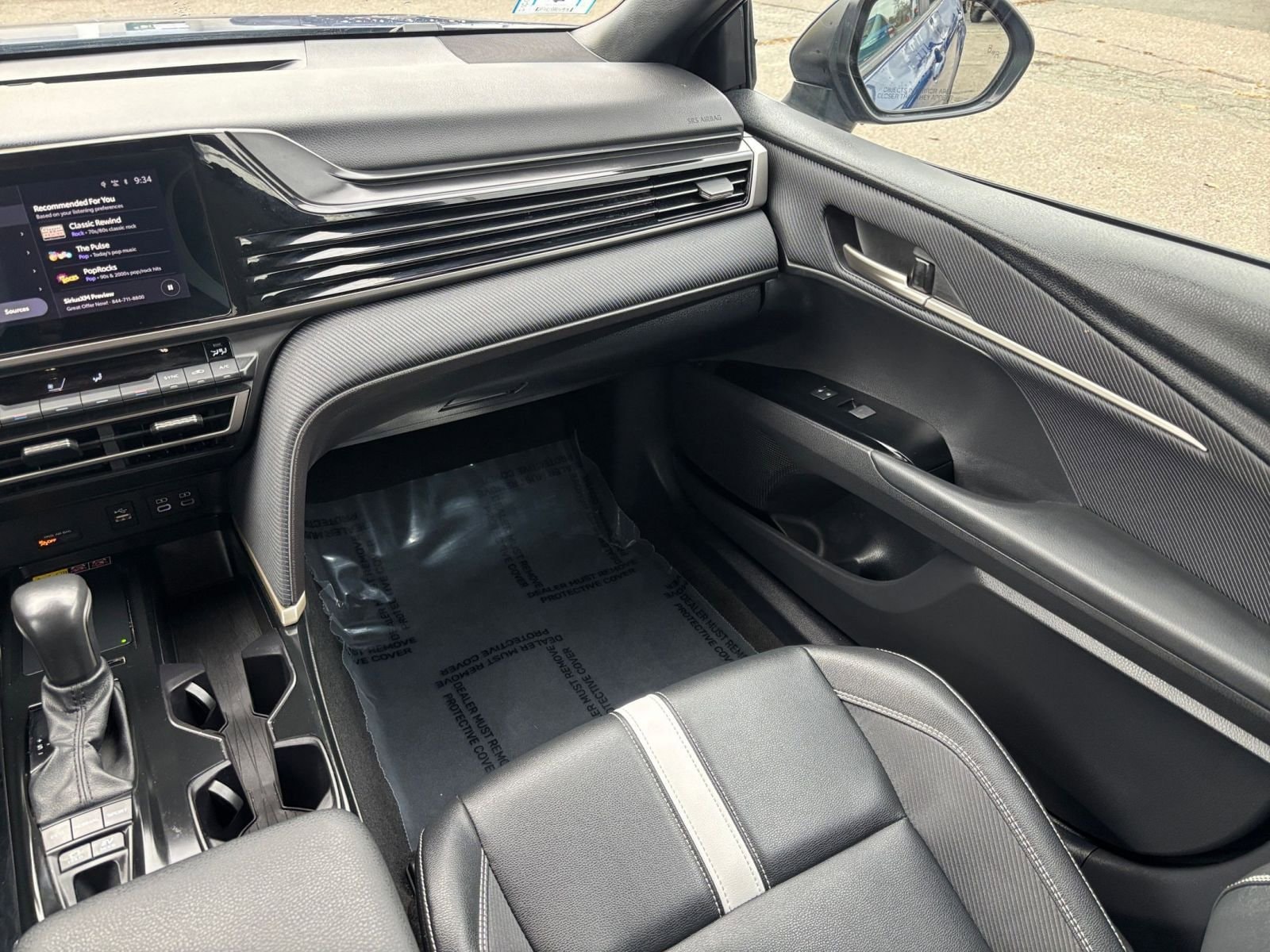 Thumbnail: 2025 Toyota Camry - 31