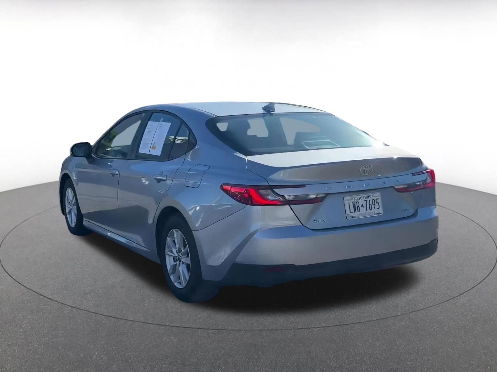 Thumbnail: 2025 Toyota Camry - 11