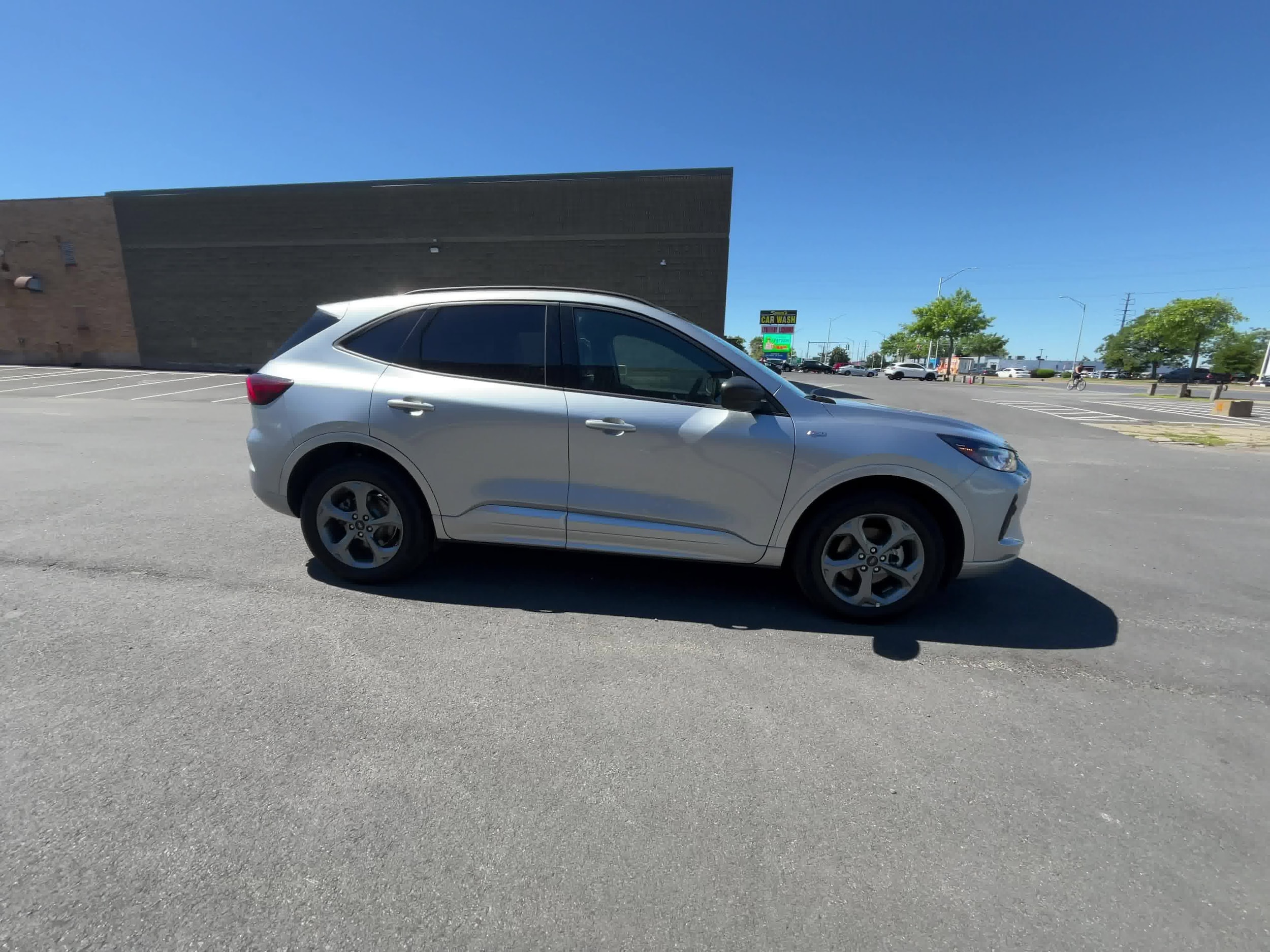 2023 Ford Escape ST-Line 16