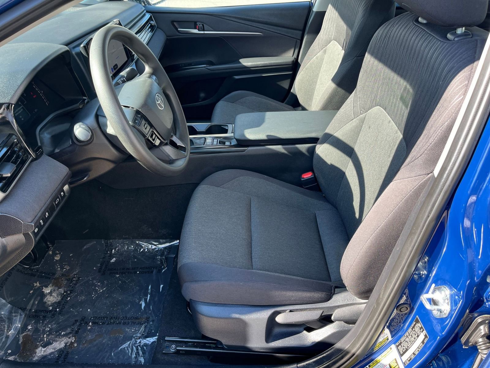 Thumbnail: 2025 Toyota Camry - 25