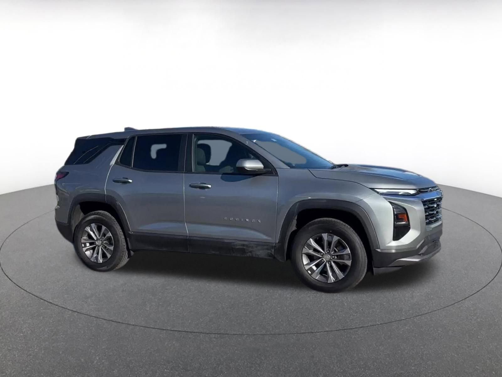 Thumbnail: 2025 Chevrolet Equinox - 2