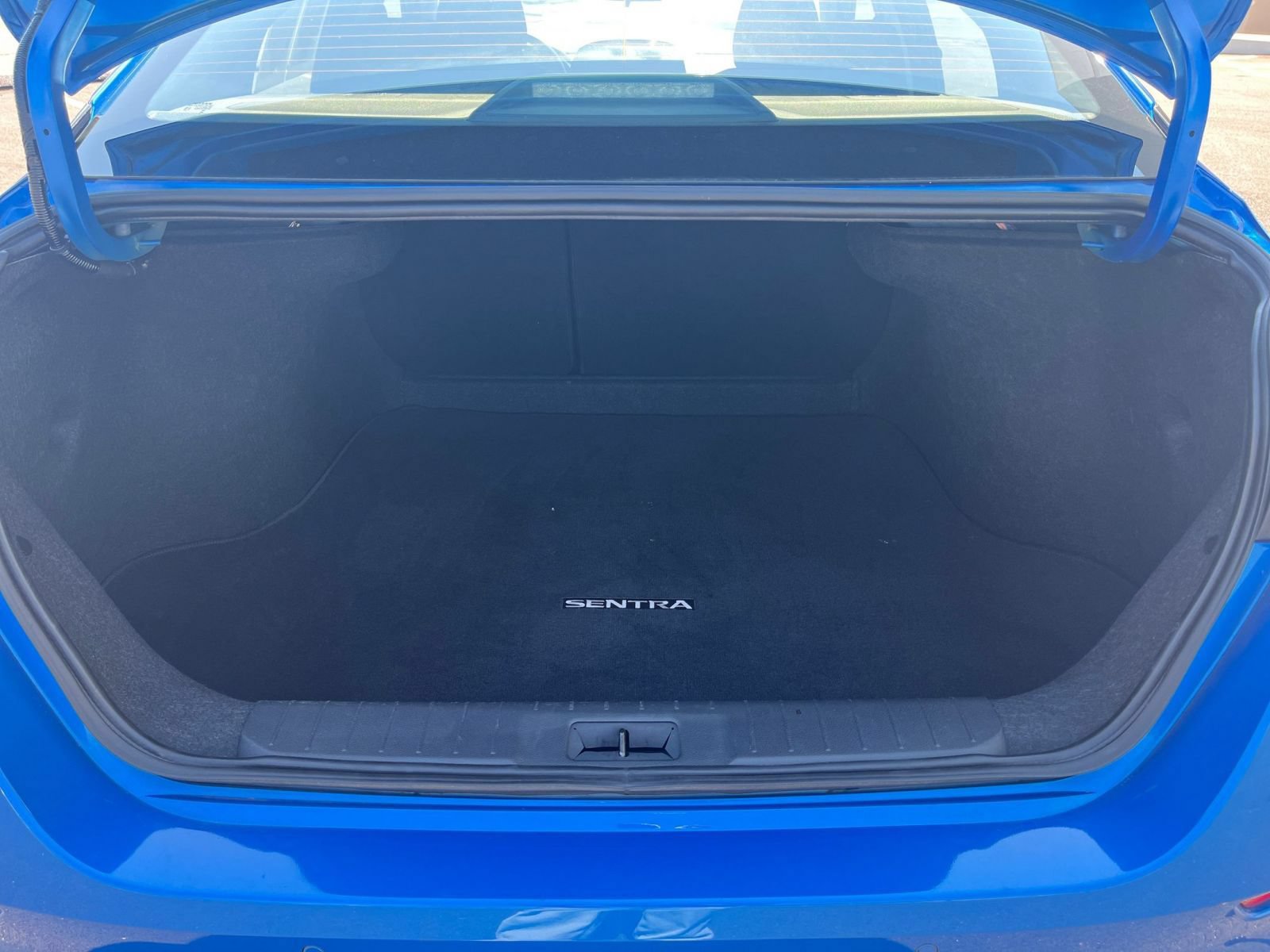 Thumbnail: 2025 Nissan Sentra - 35