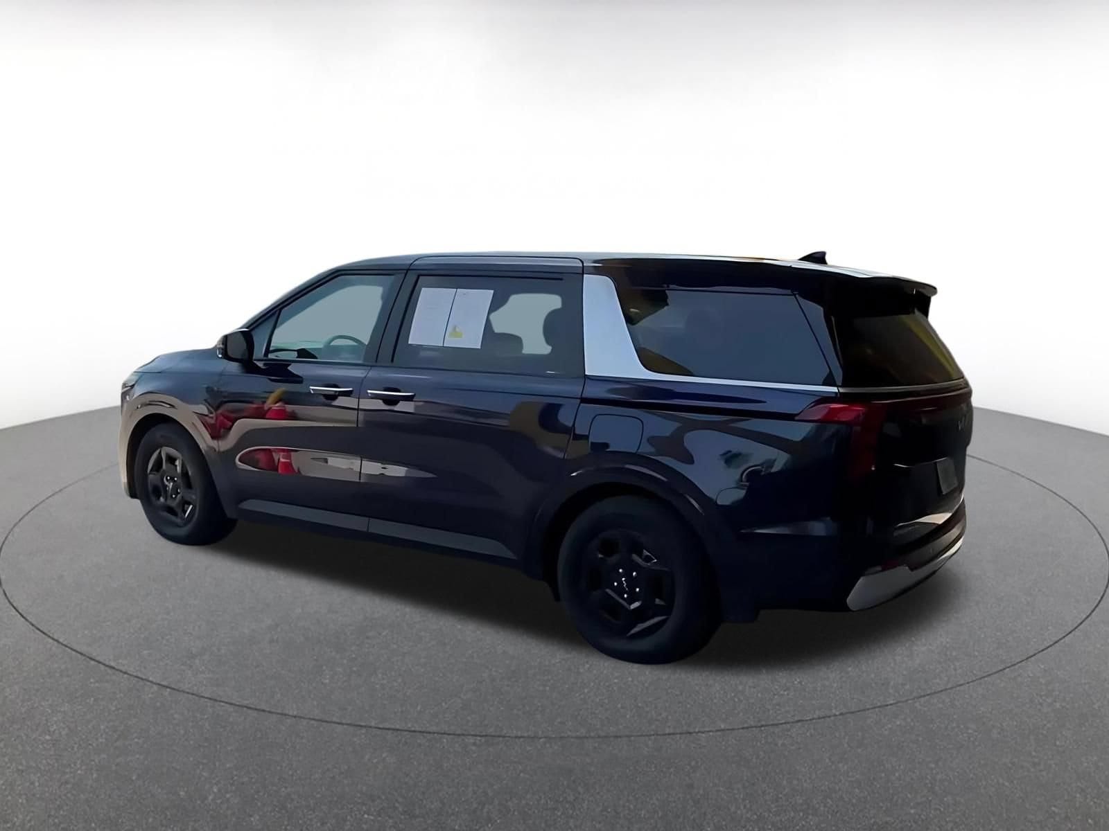 Thumbnail: 2026 Kia Carnival - 7