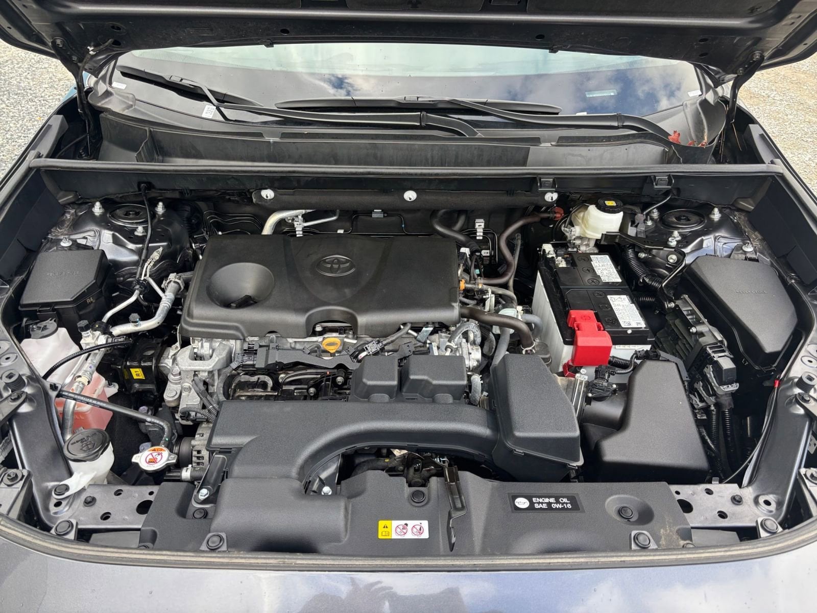 Thumbnail: 2025 Toyota RAV4 - 28