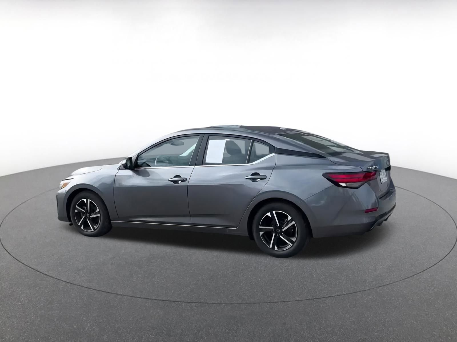 Thumbnail: 2024 Nissan Sentra - 10