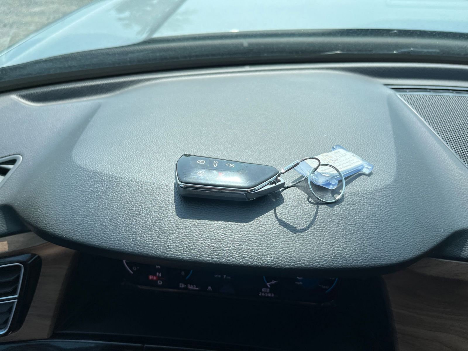 Thumbnail: 2024 Volkswagen Atlas - 21