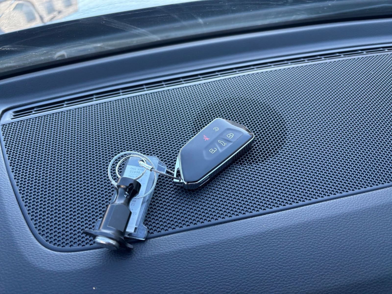 Thumbnail: 2025 Volkswagen Atlas - 18