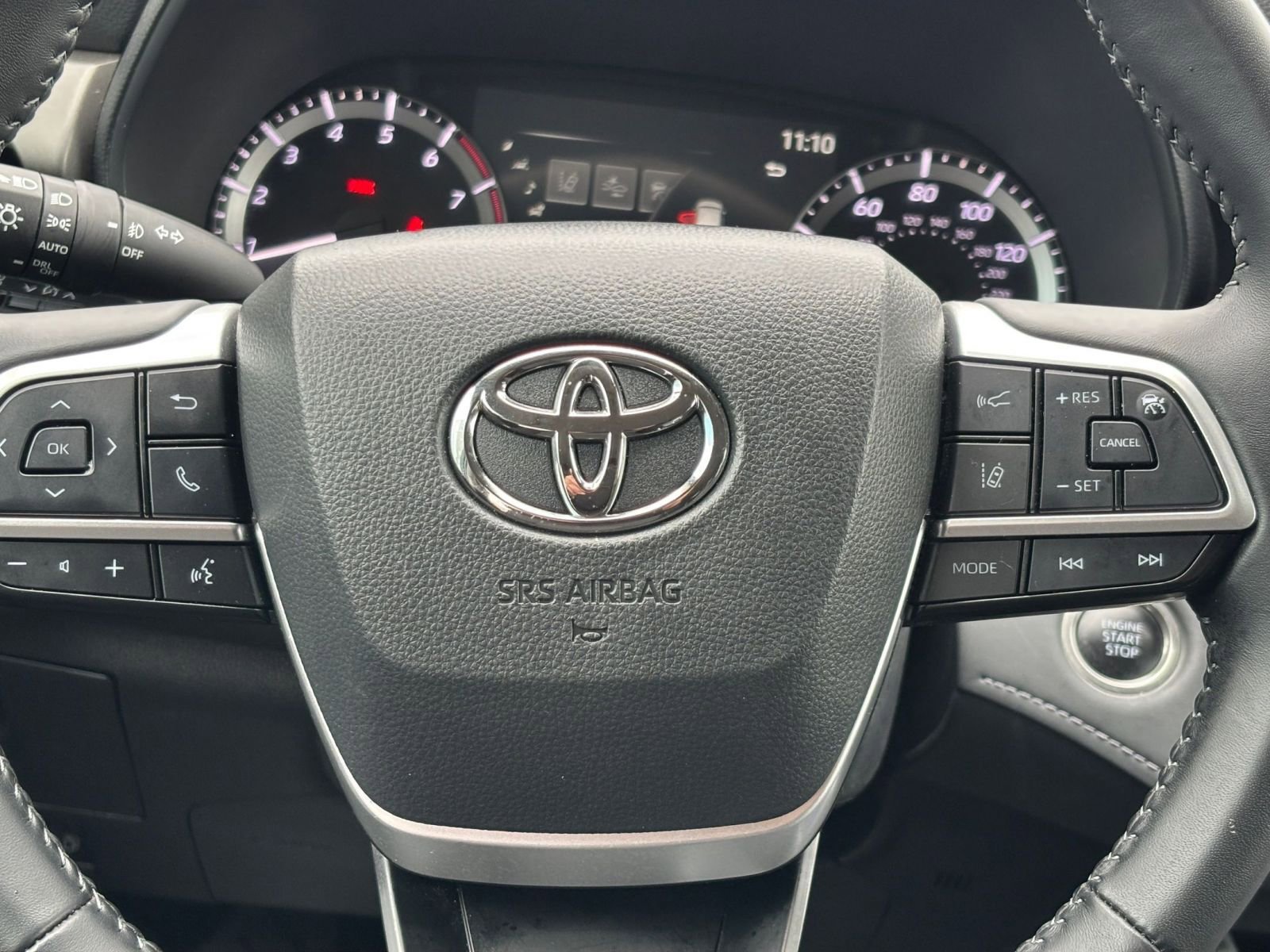 Thumbnail: 2025 Toyota Highlander - 27
