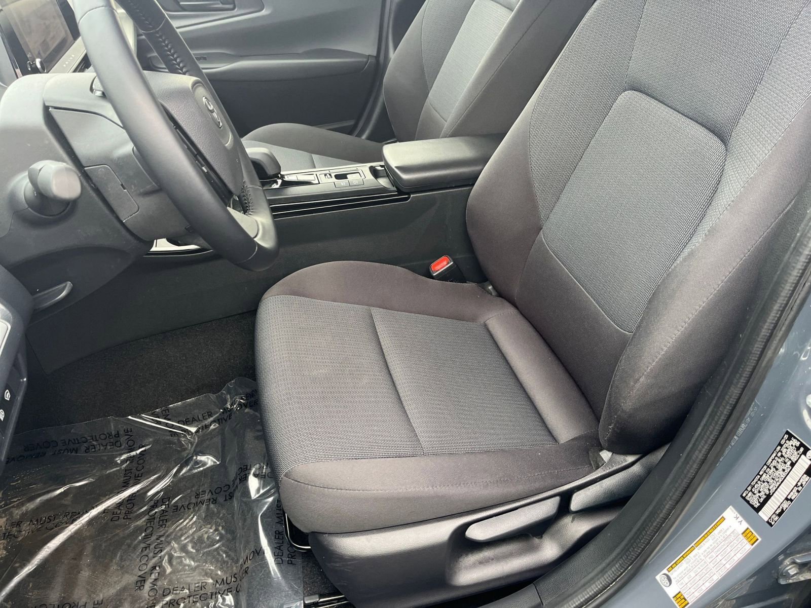 Thumbnail: 2025 Toyota Prius - 32