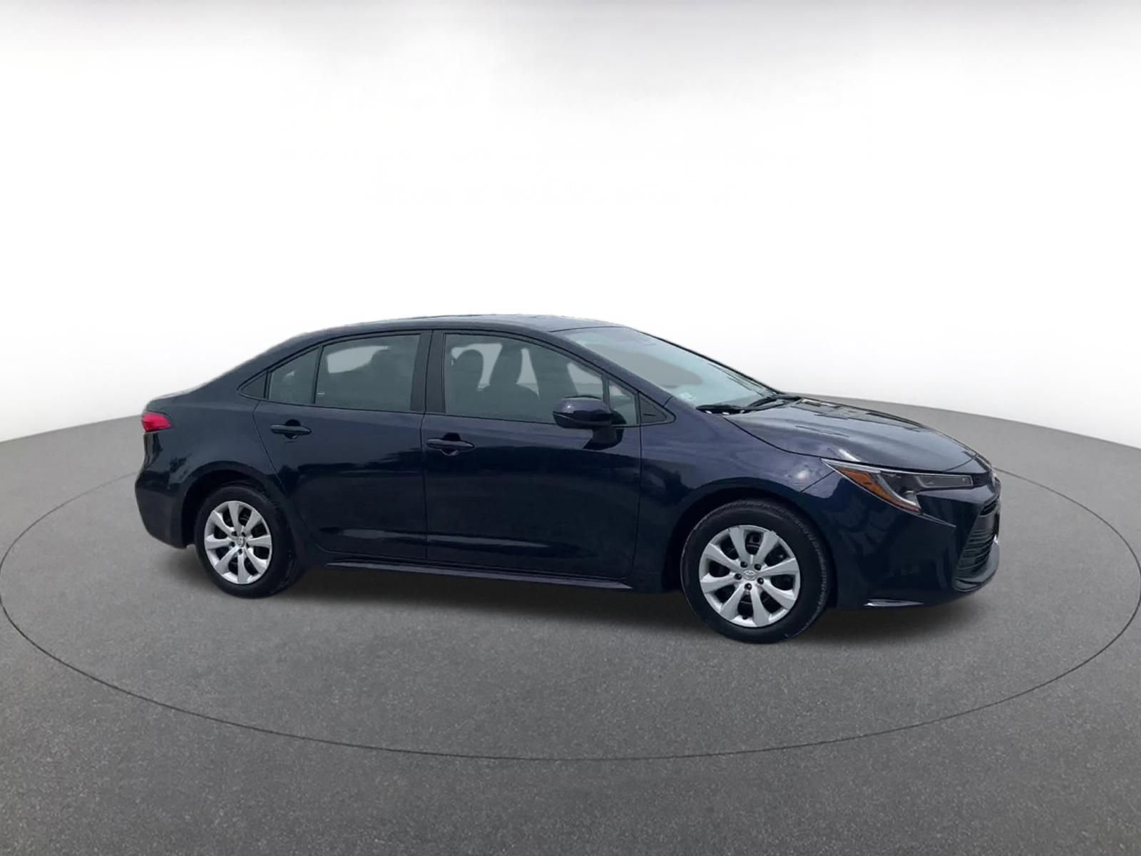 2024 Toyota Corolla LE 2