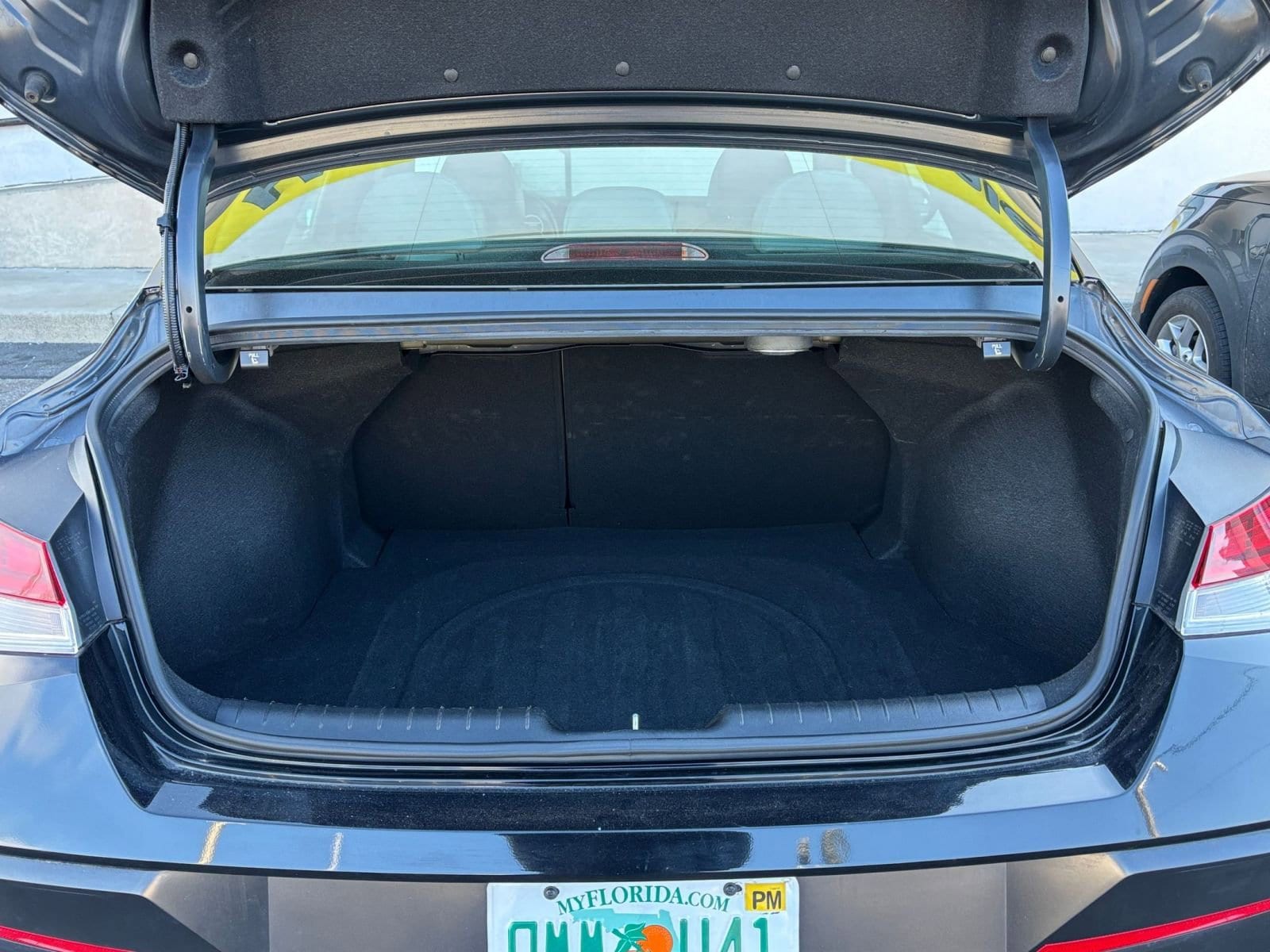 Thumbnail: 2025 Hyundai Elantra - 28