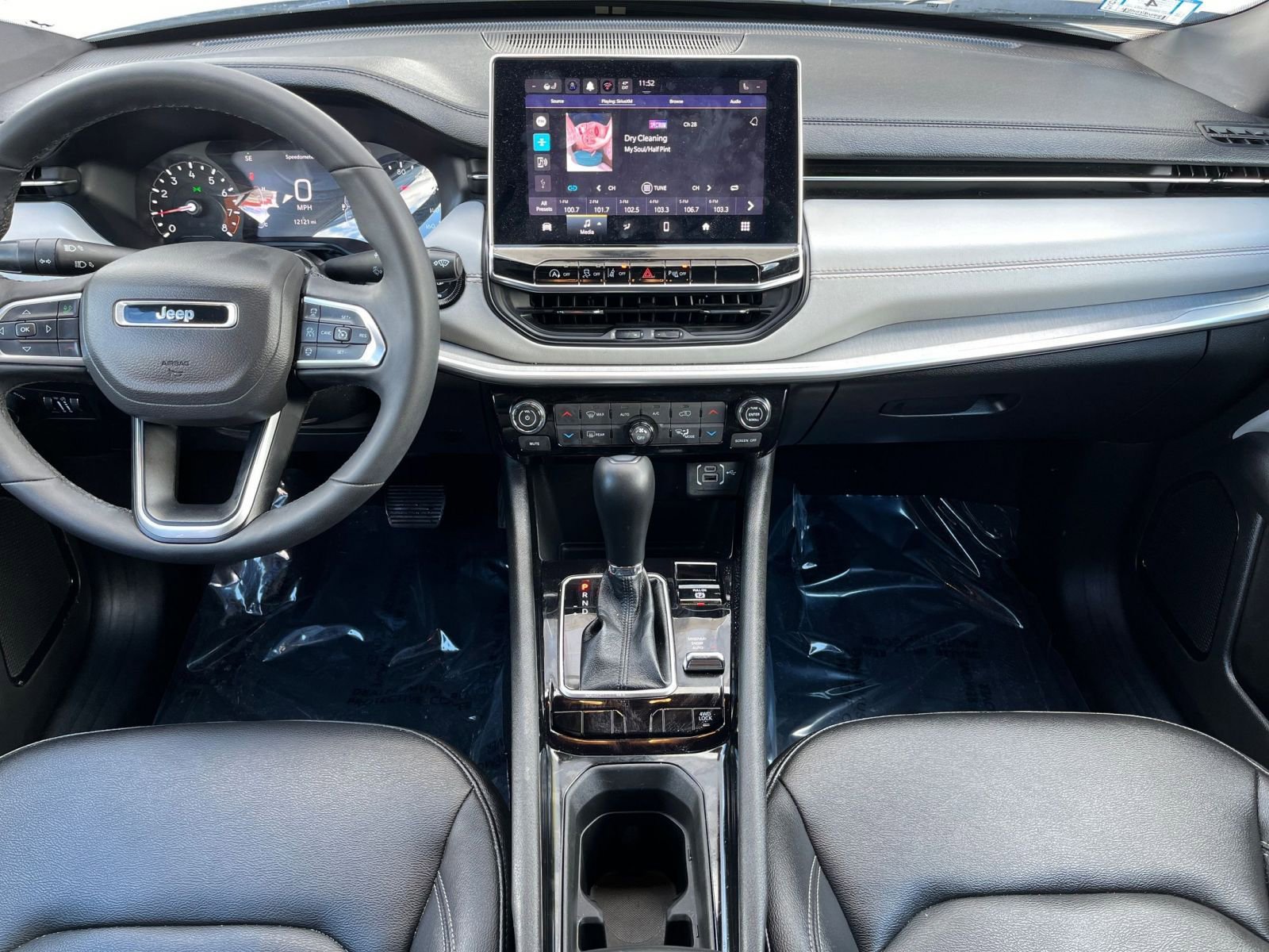 Thumbnail: 2025 Jeep Compass - 32