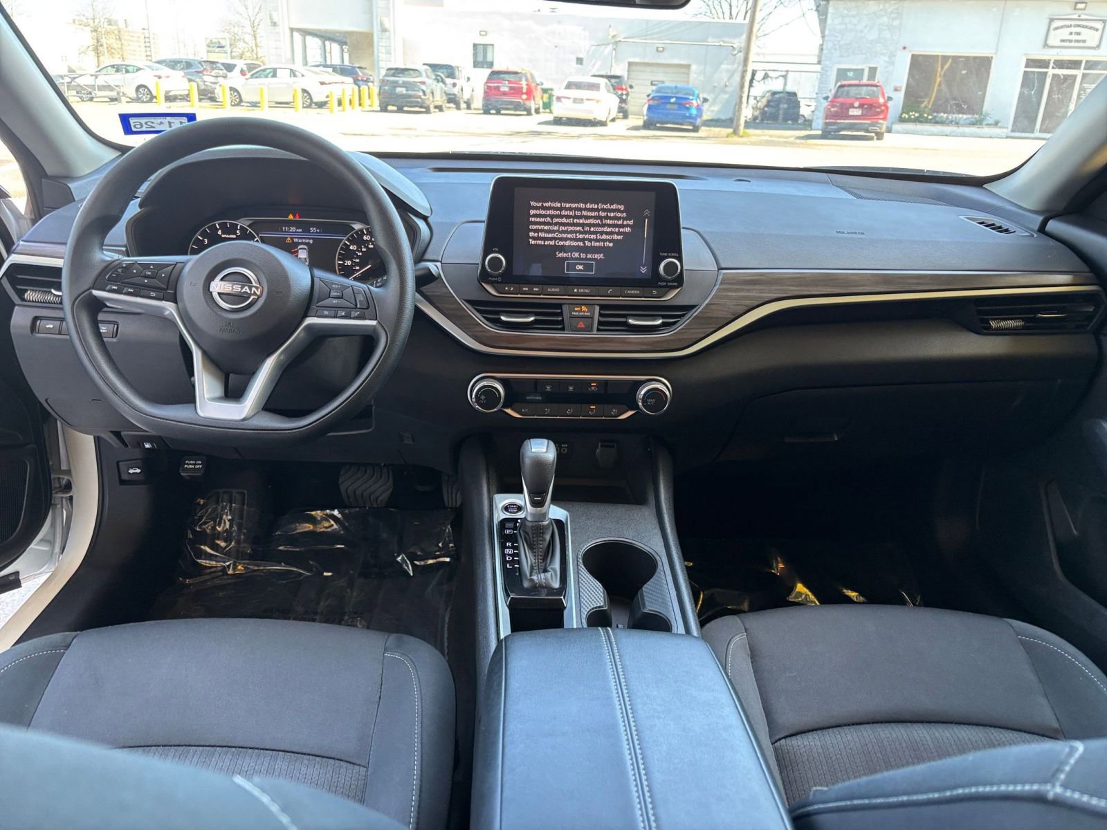 Thumbnail: 2025 Nissan Altima - 32