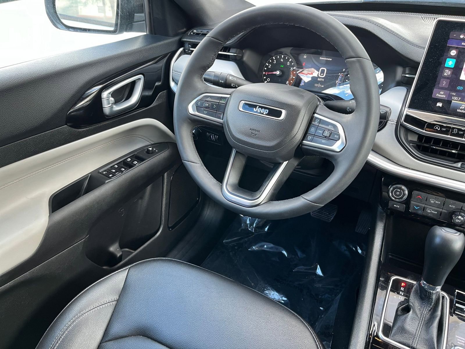 Thumbnail: 2025 Jeep Compass - 33