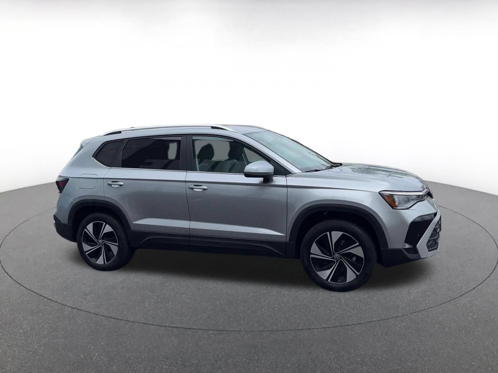 Thumbnail: 2026 Volkswagen Taos - 2