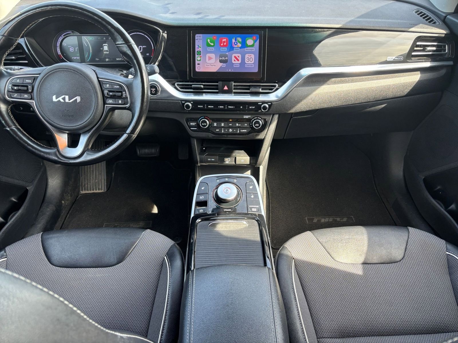 Thumbnail: 2022 Kia Niro - 33