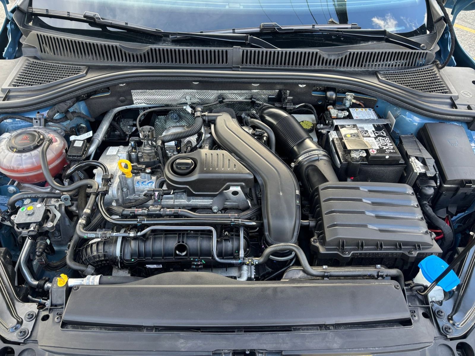 Thumbnail: 2025 Volkswagen Jetta - 28