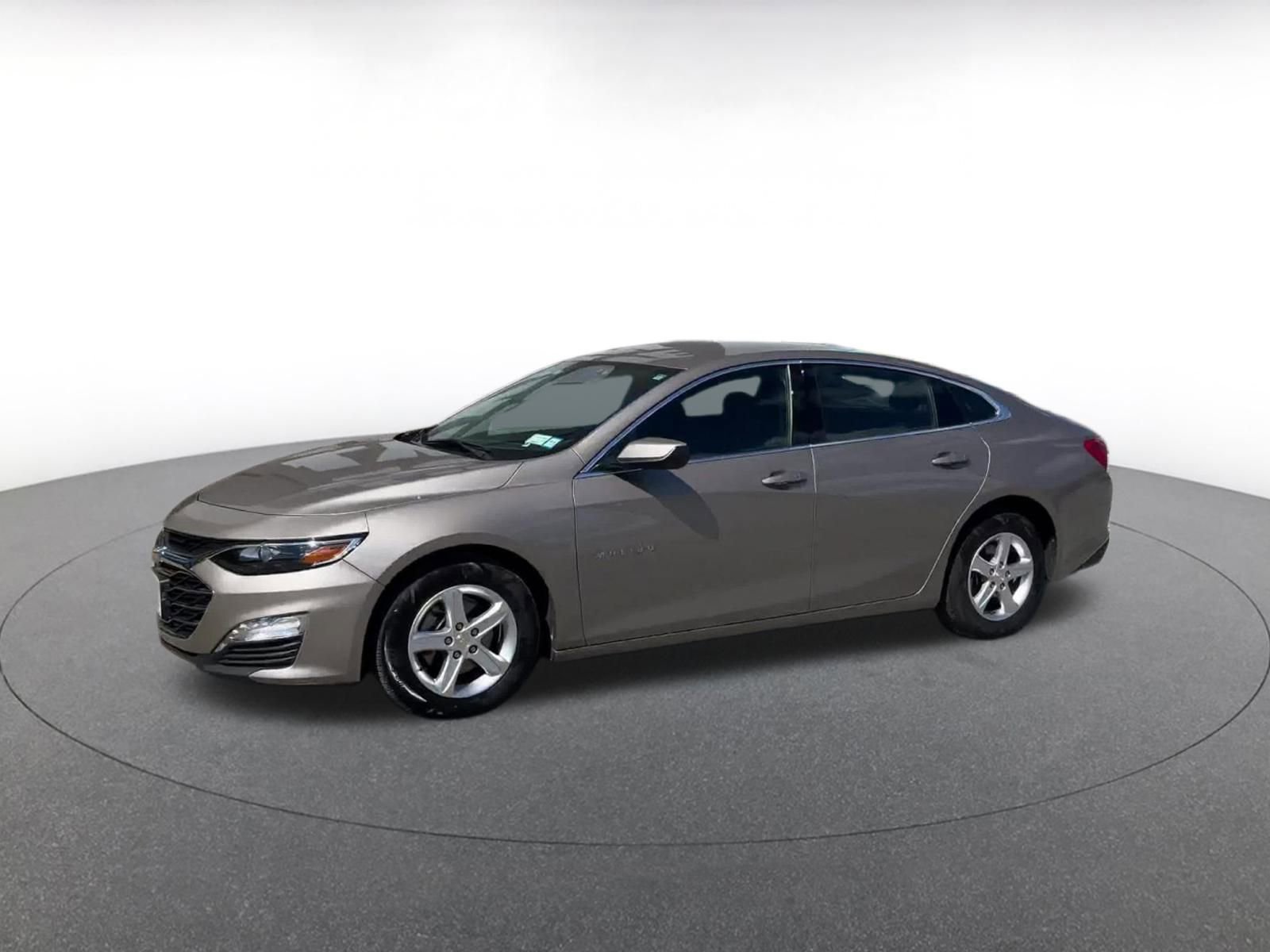 Thumbnail: 2024 Chevrolet Malibu - 7