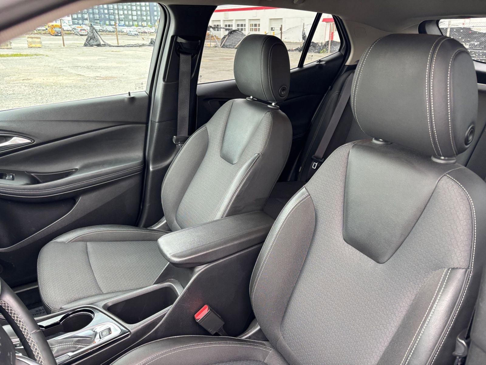 Thumbnail: 2025 Buick Encore GX - 33