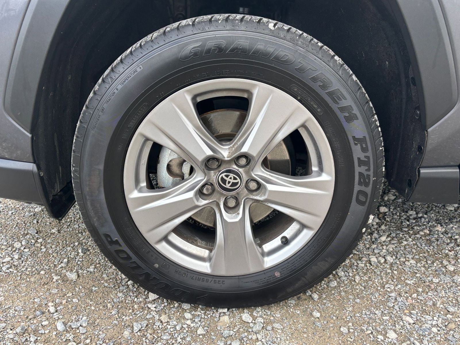 Thumbnail: 2025 Toyota RAV4 - 25