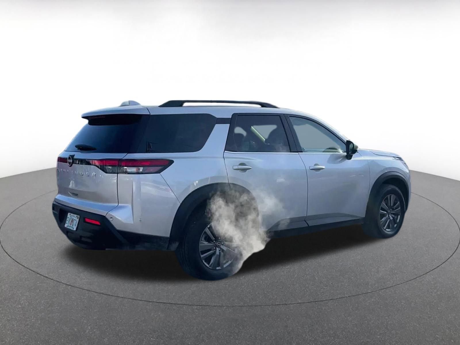 Thumbnail: 2025 Nissan Pathfinder - 14