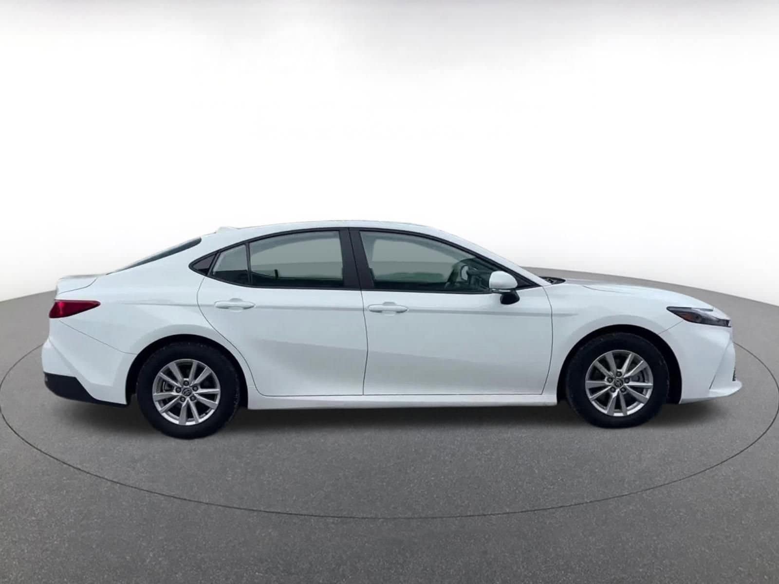 Thumbnail: 2025 Toyota Camry - 16